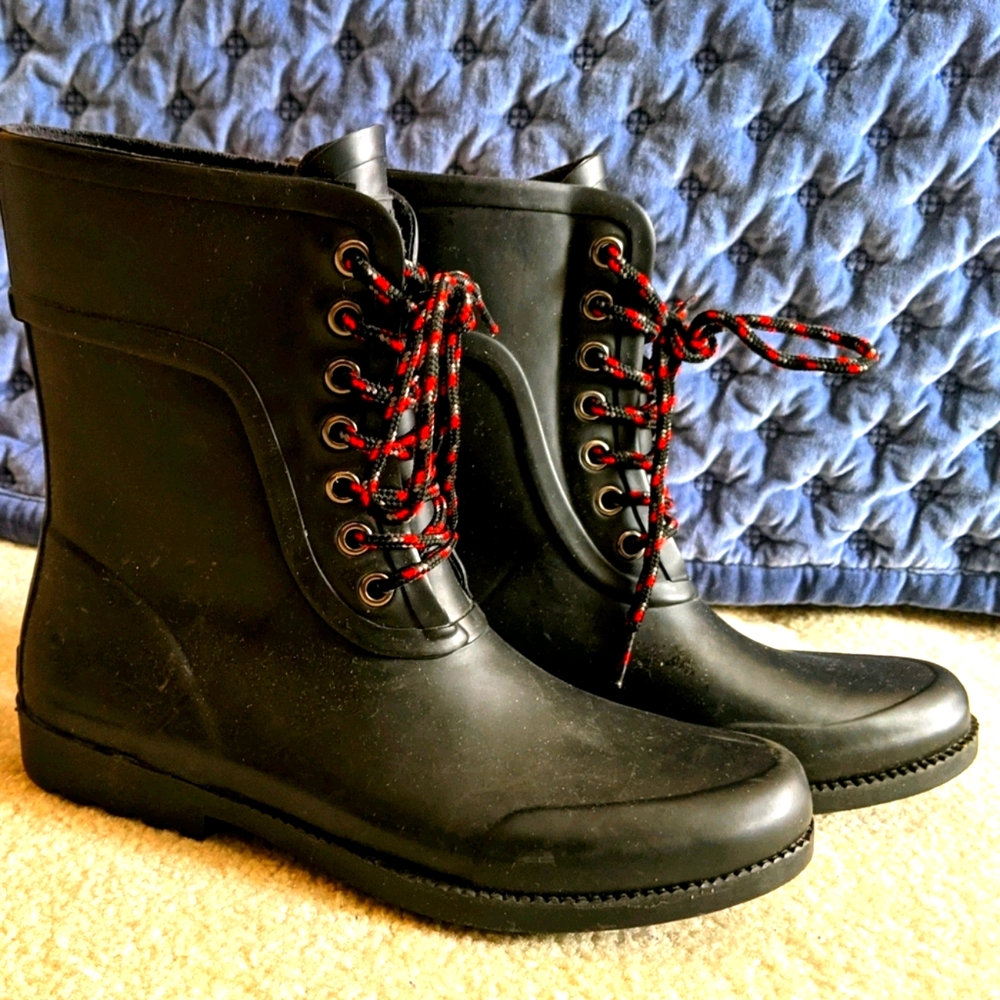 DKNY Rain boots - Picture 1 of 5